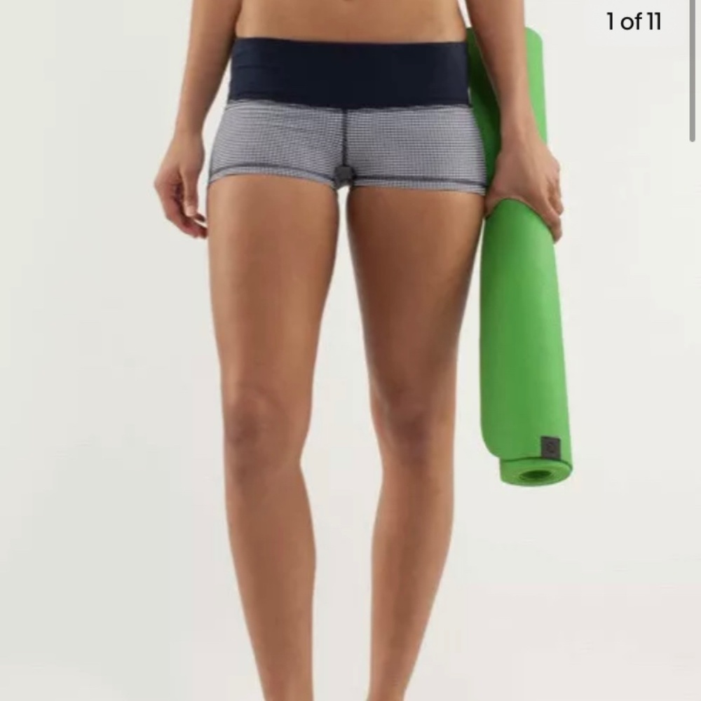 Lululemon Boogie Shorts US8 Inkwell Yoga Pilates Running